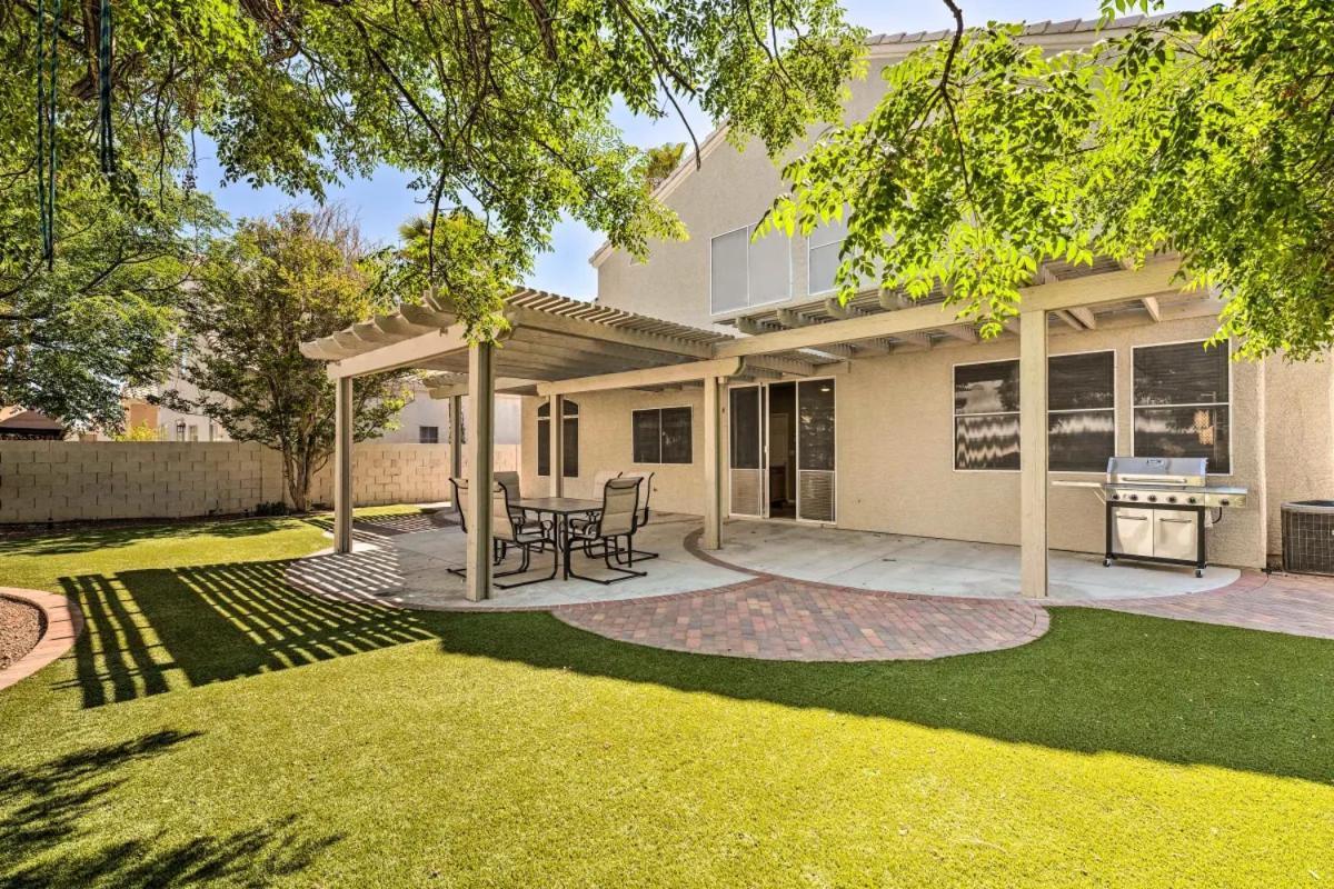 A Beautiful House With Hot Tub, Grill & Games! Villa Las Vegas Kültér fotó